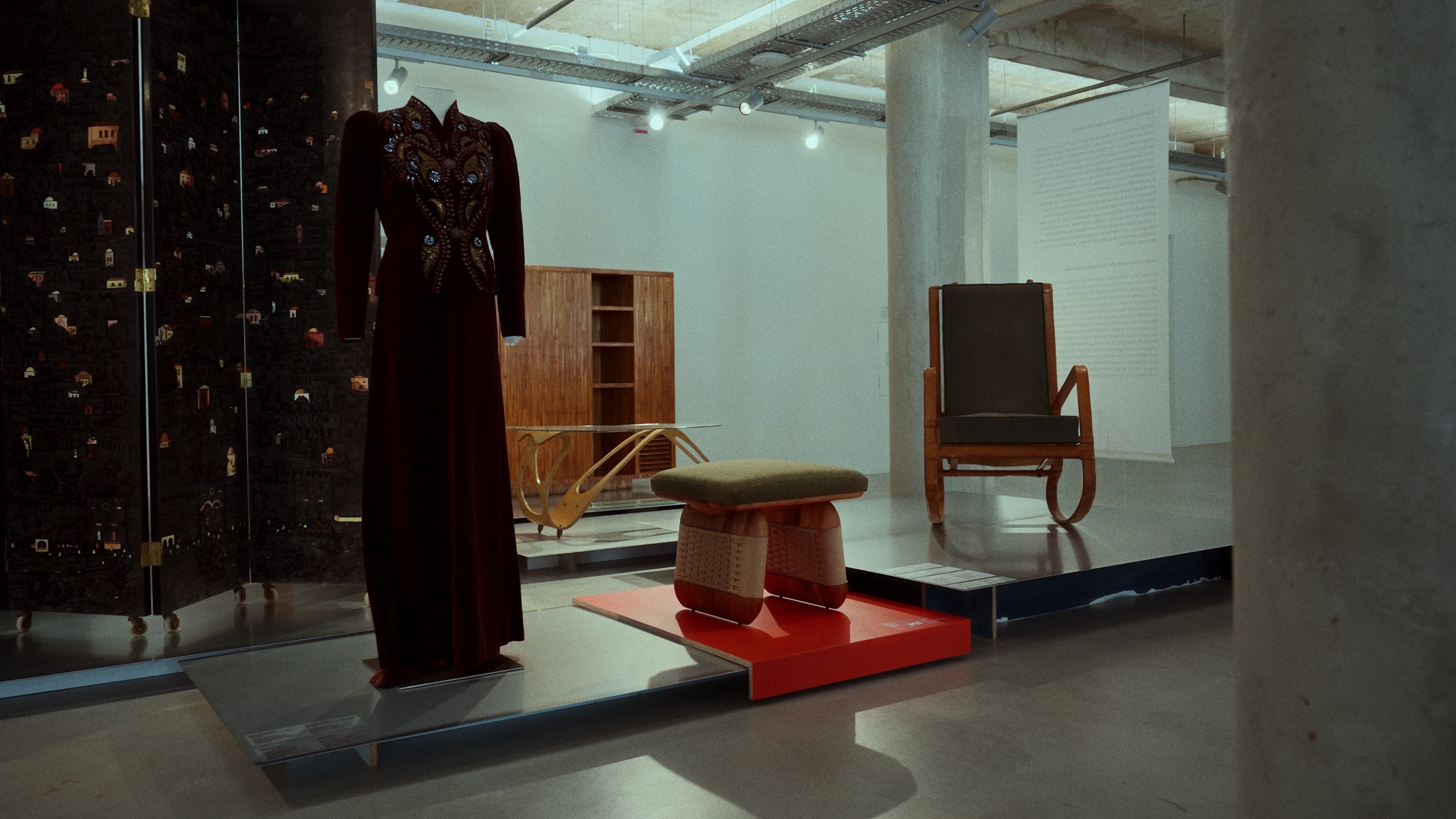 MUDE Exhibition by Sirence Studios8.jpg