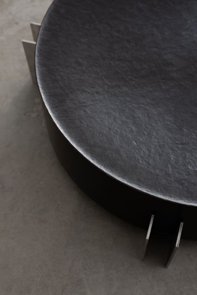 AriannaBavuso_Stool I_2025©.jpg