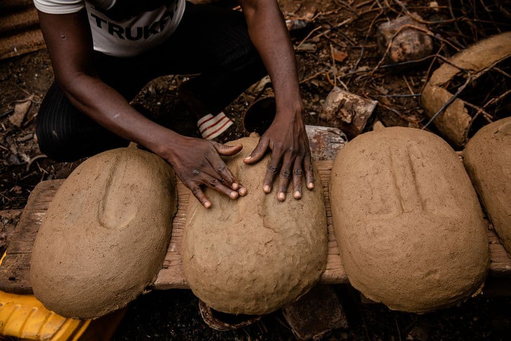 Making of Masks in Ouaga ©Sophie Garcia.jpg