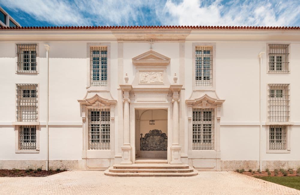 Locke convent santa joana entrance.jpg