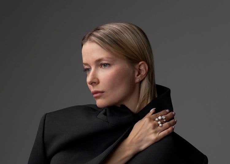 Zoewolker©portrait-cut.jpg