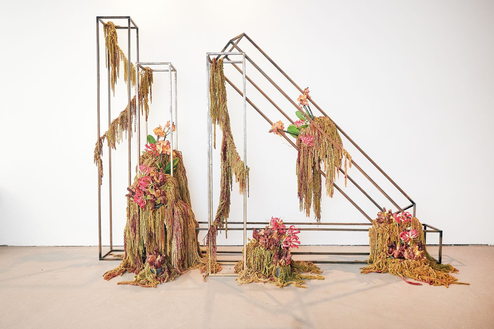 02_Kokuga Flower Studio_FloralInstallation_Fredericonceptual - Nathan Kunigami.jpg