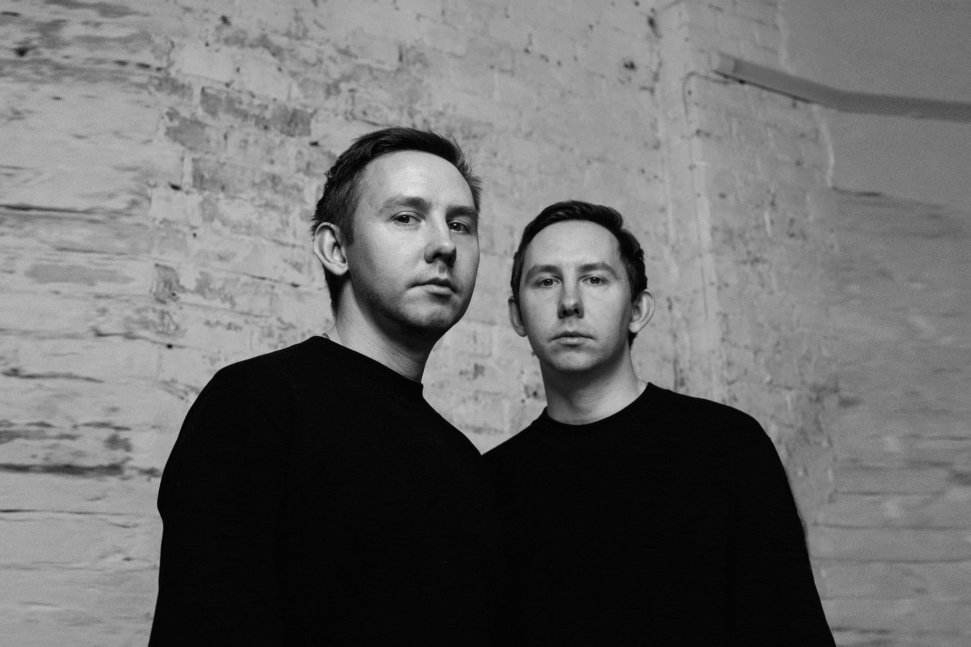 Yuri_and_Anatoly_Zelensky_3TWINS_Photo_Zoe Walker - ZTWINS.jpg